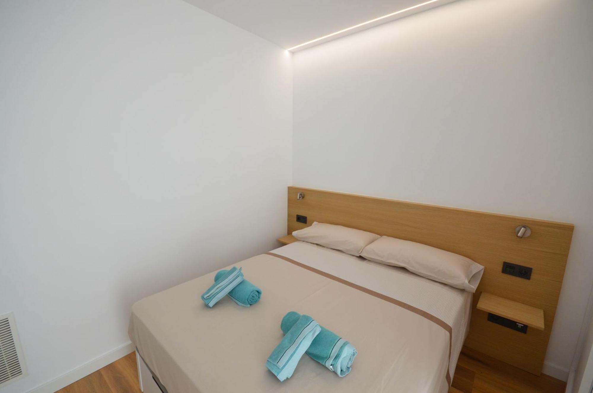 Suites Port Cambrils Exterior photo